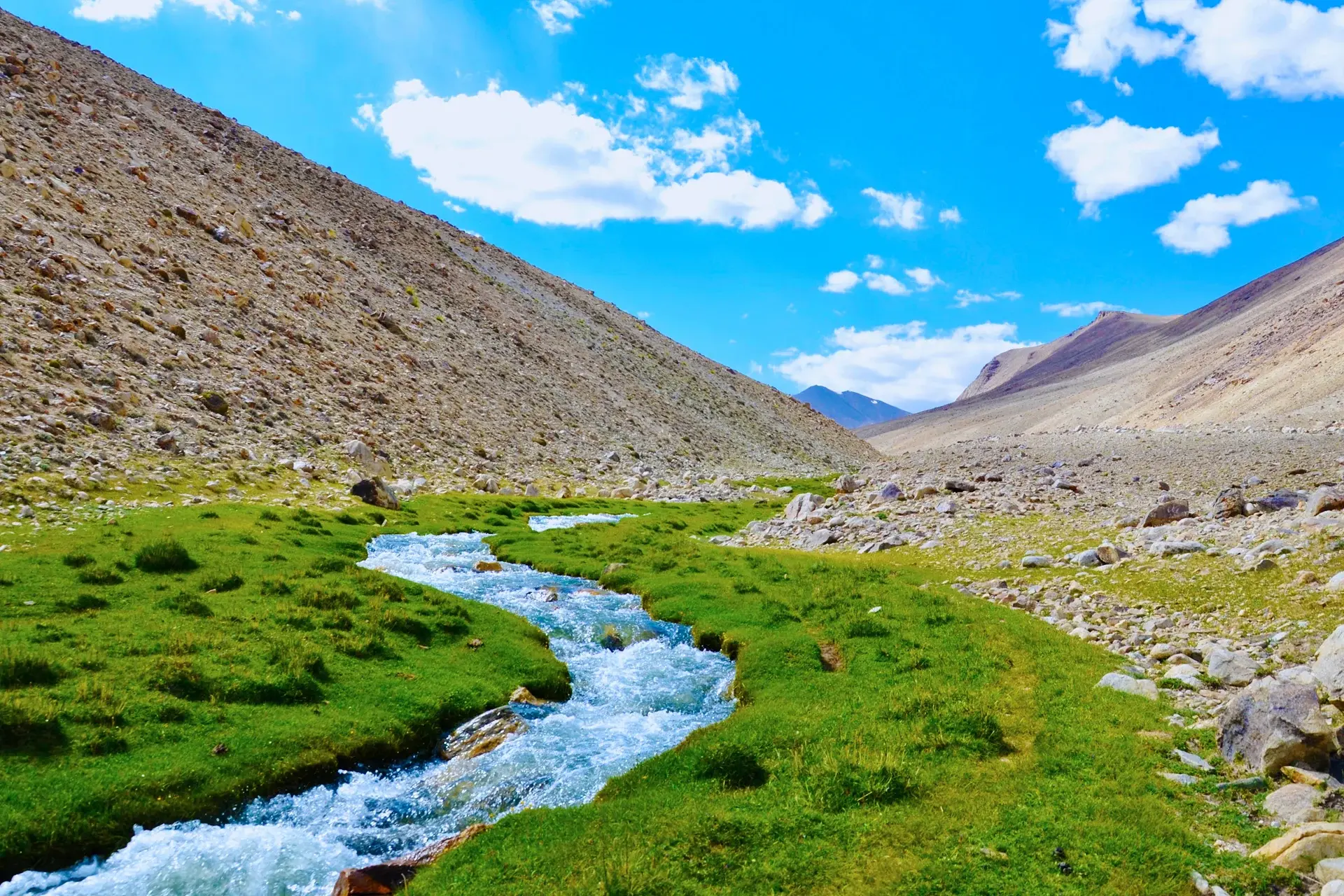 View Tajikistan State Explorer